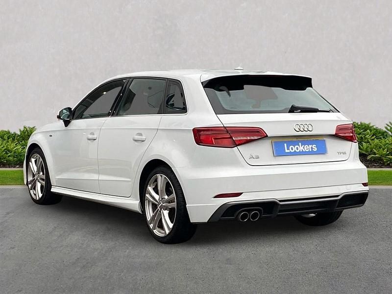 Used Audi A3 Sportback S-Line 150 HP (110 kW) 2016 White Hatchback