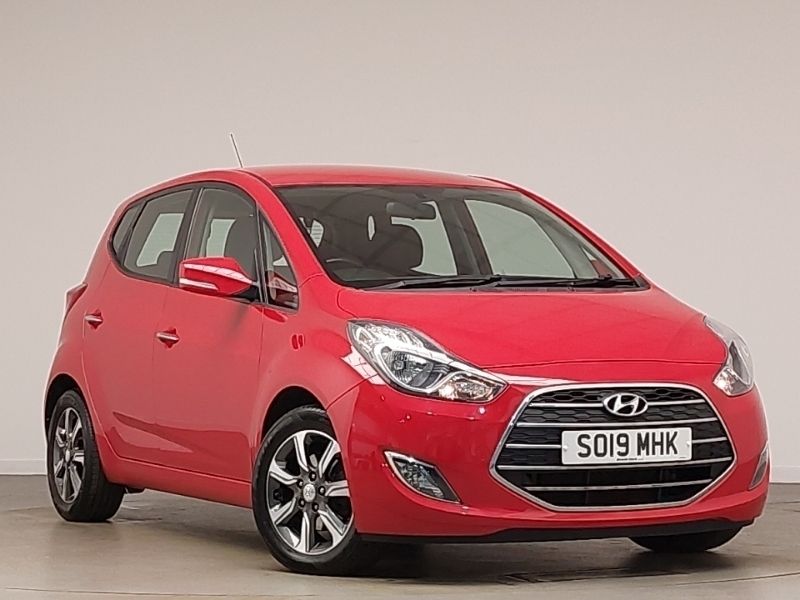 Red Used 2019 Hyundai ix20 SE MPV | £9,998 (A bit pricey) - Image 1/4