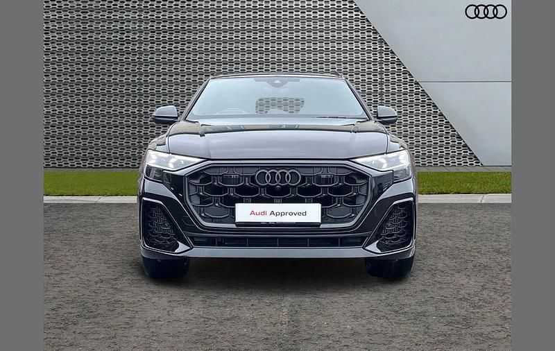 Used Audi Q8 Comfort 334 HP (245 kW) 2025 Black SUV