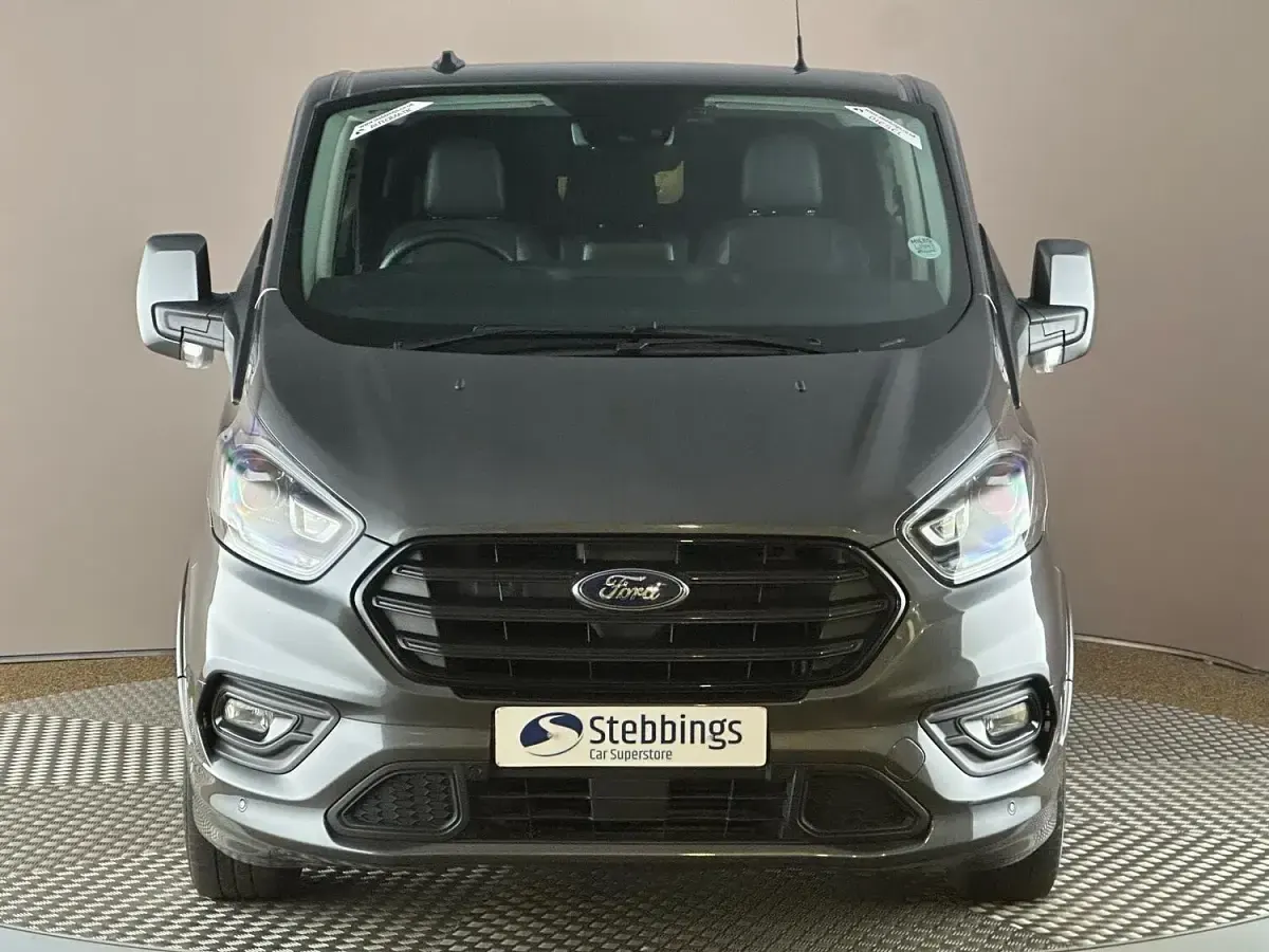 Used Ford Transit Custom Sport 170 HP (125 kW) 2022 Grey Van