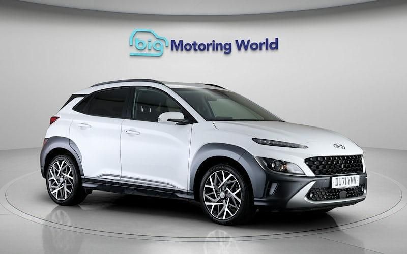 Used Hyundai Kona Premium 141 HP (103 kW) 2021 White SUV