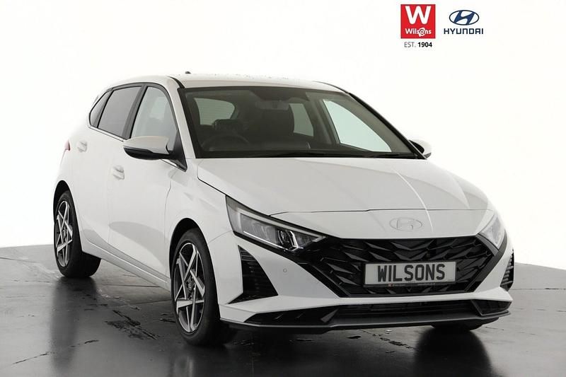 White Used 2024 Hyundai i20 Premium Hatchback | £17,298 (Fair price) - Image 1/4