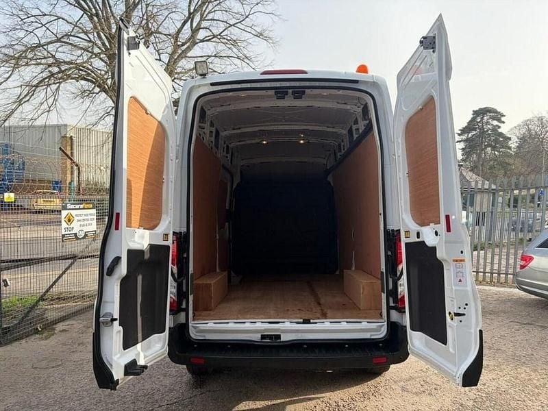 Used Ford Transit 130 HP (95 kW) 2022 White