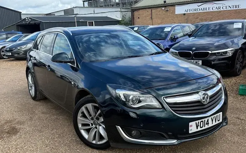 Used Vauxhall Insignia Elite 163 HP (119 kW) 2014 Estate