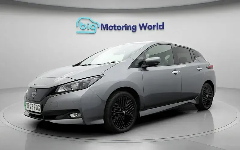 Used Nissan Leaf N-Connecta 110 kW (150 HP) 2025 Hatchback