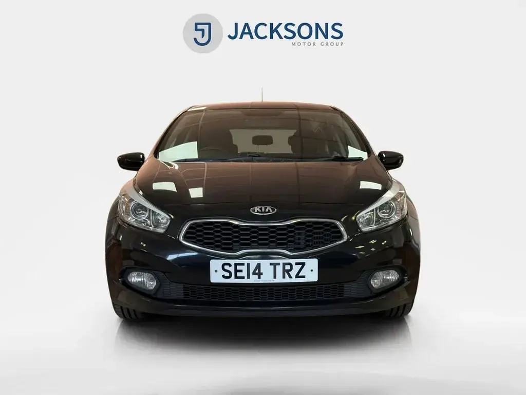 Used Kia Ceed 128 HP (94 kW) 2014 Black Hatchback