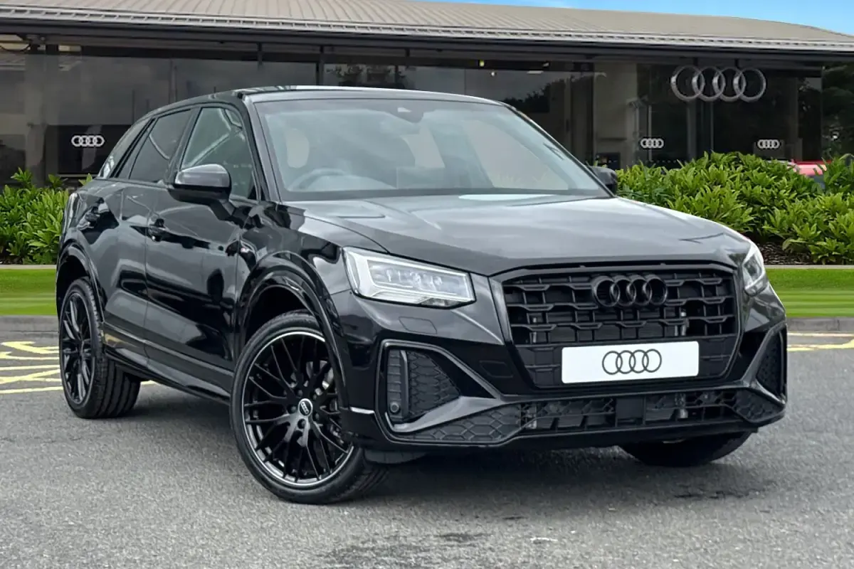 Novo Audi Q2 Black Edition 2026 Preto SUV