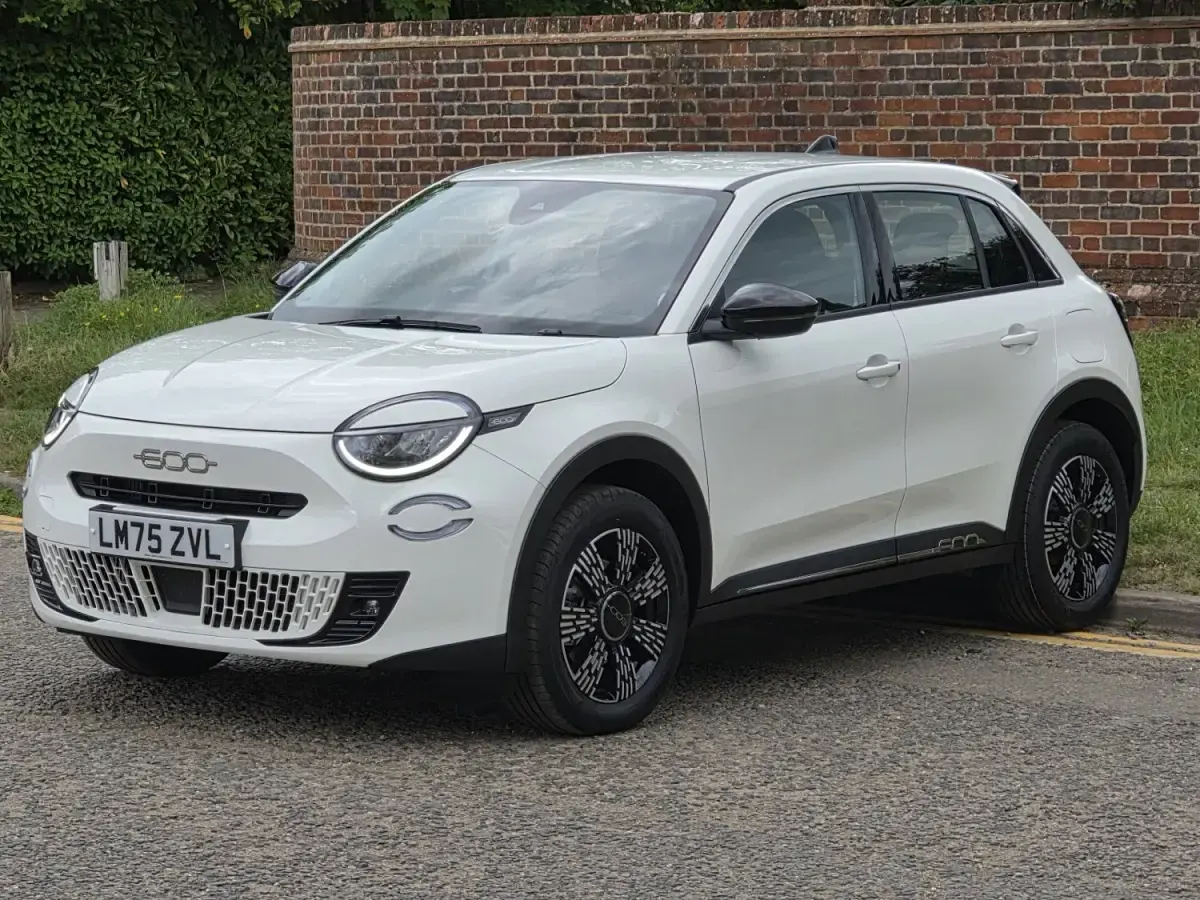 Novo Fiat 600 2025 Citadino