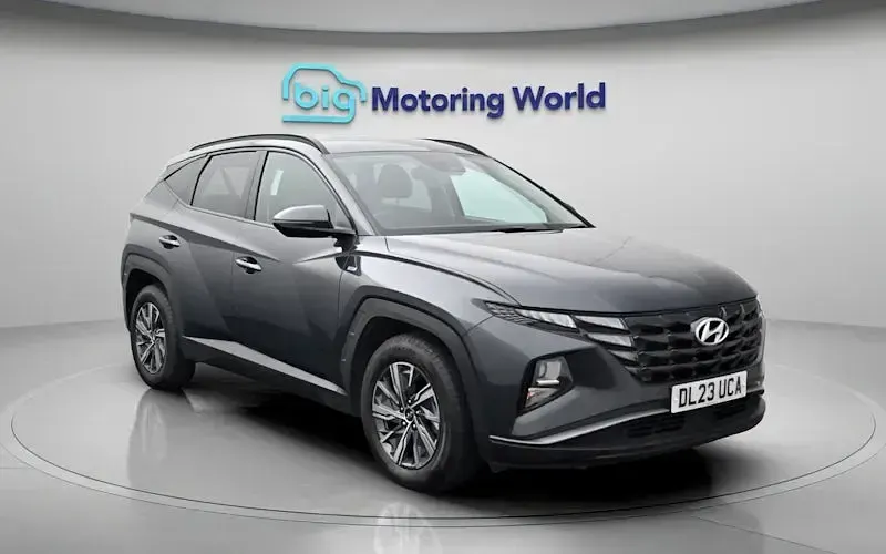 Used Hyundai Tucson SE 180 HP (132 kW) 2023 Grey SUV