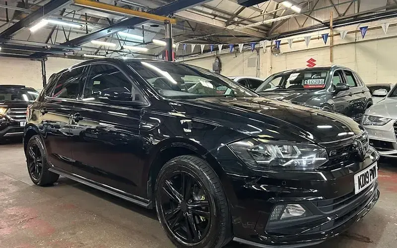 Used VW Polo R-line 95 HP (69 kW) 2019 Hatchback