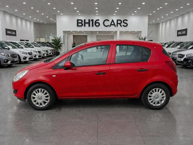 Second-hand Vauxhall Corsa Edition 2010 Roșu Hatchback