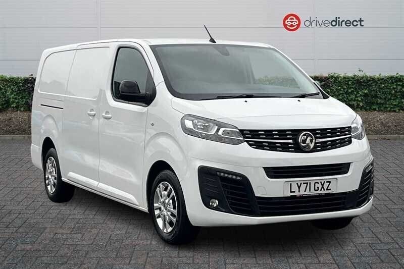 White Used 2022 Vauxhall Vivaro Sportive Van | £12,000 (Fair price) - Image 1/4