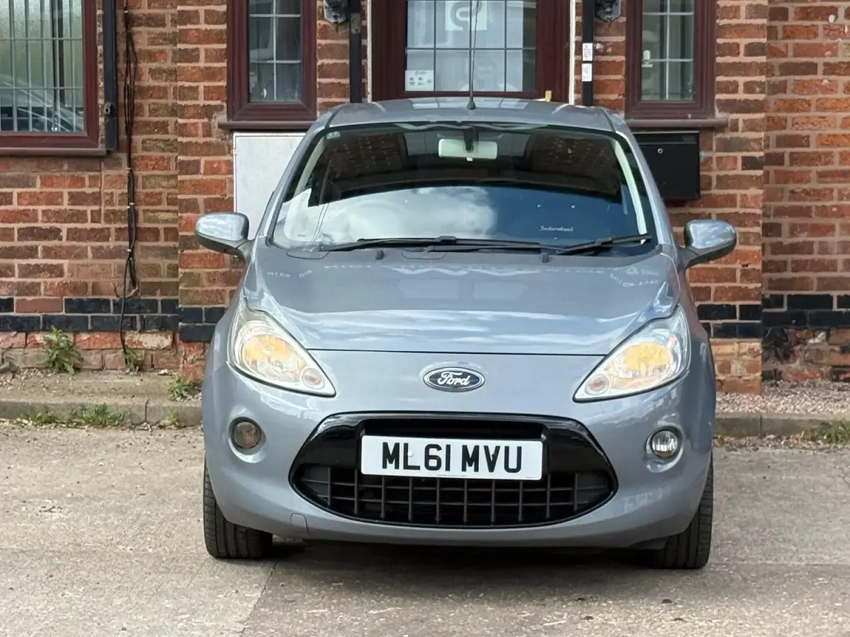 Used Ford Ka Metall 69 HP (50 kW) 2011 Silver Hatchback