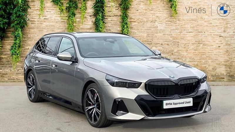Grey Used 2025 BMW i5 M Sport Sedan | £55,541 (Expensive) - Image 1/4