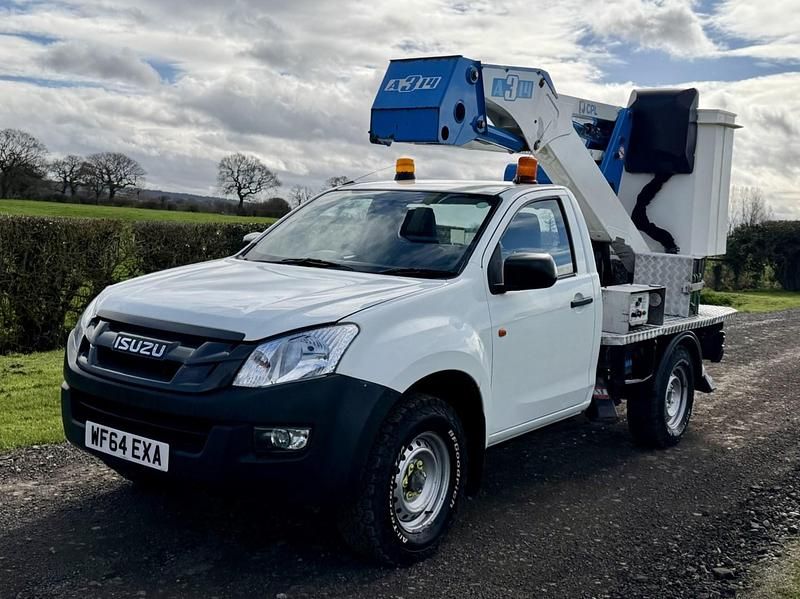 Second-hand Isuzu D-Max 2014 Alb Pickup