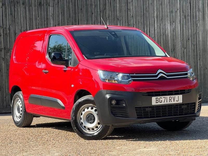 Red Used 2021 Citroën Berlingo MPV | £10,450 (Good price) - Image 1/3