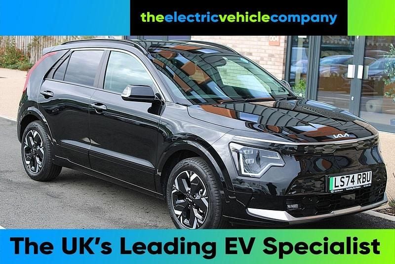 Black Used 2024 Kia e-Niro SUV | £25,495 (Fair price) - Image 1/3