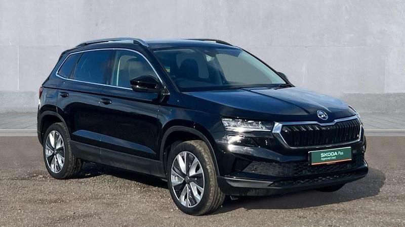 Black magic pearlescent Used 2024 Skoda Karoq SE L SUV | £23,650 (Good price) - Image 1/4