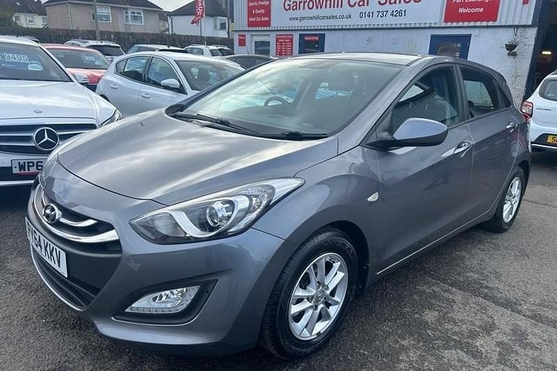 Used Hyundai i30 Active 110 HP (80 kW) 2015 Grey Hatchback