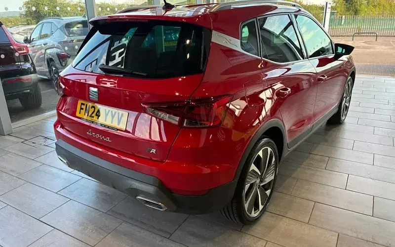 Used Seat Arona FR Sport 150 HP (110 kW) 2024 Red SUV