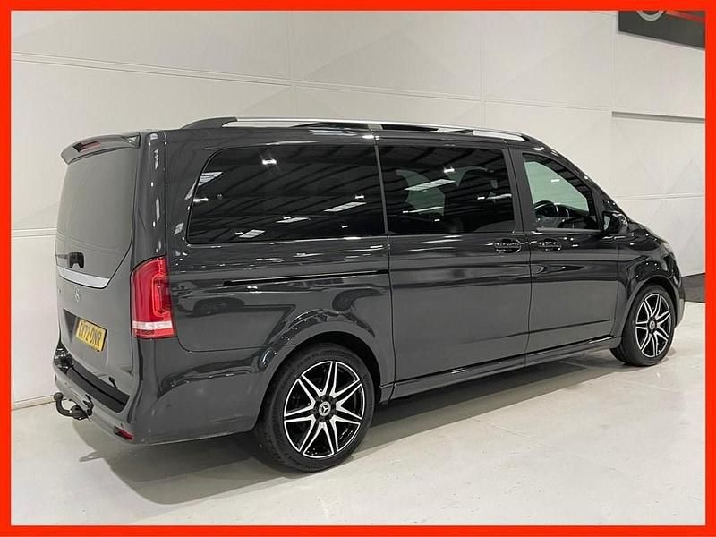 Used Mercedes V300 AMG line 237 HP (174 kW) 2022 Grey MPV