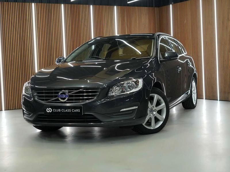 Used Volvo V60 SE 190 HP (139 kW) 2017 Grey Estate