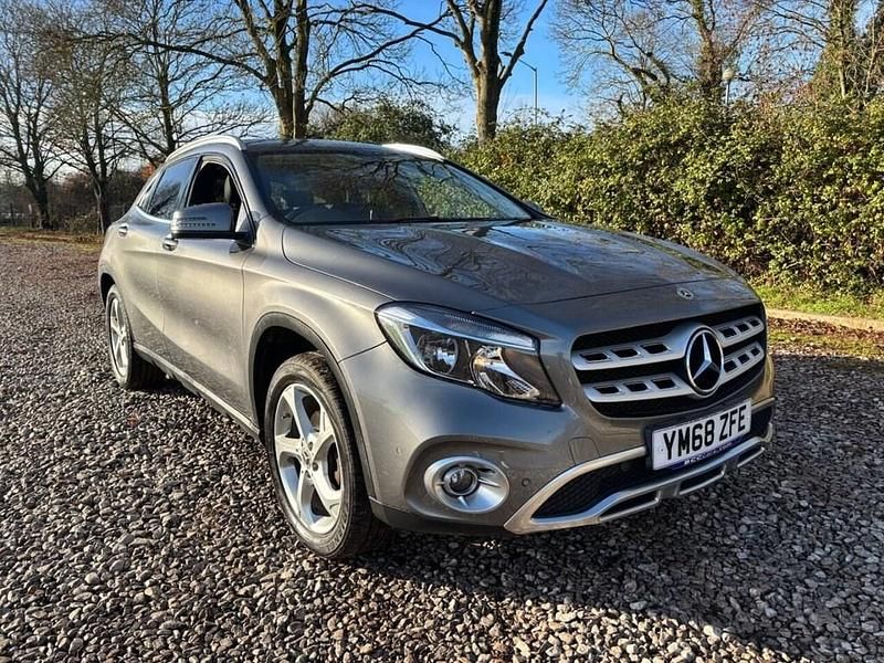 Grey Used 2018 Mercedes GLA200 Executive SUV | £13,900 (Fair price) - Image 1/3