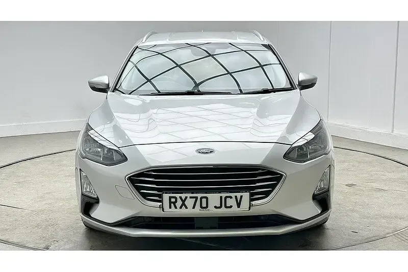 Used Ford Focus Titanium 2021 Moondust silver (premium paint) Estate