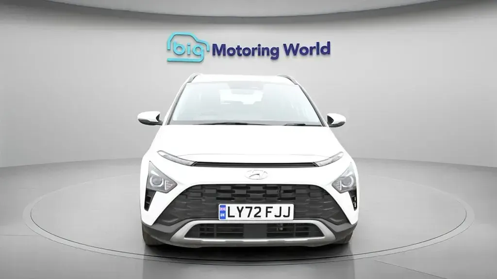 Begagnad Hyundai Bayon SE 100 HK (73 kW) 2023 Vit SUV