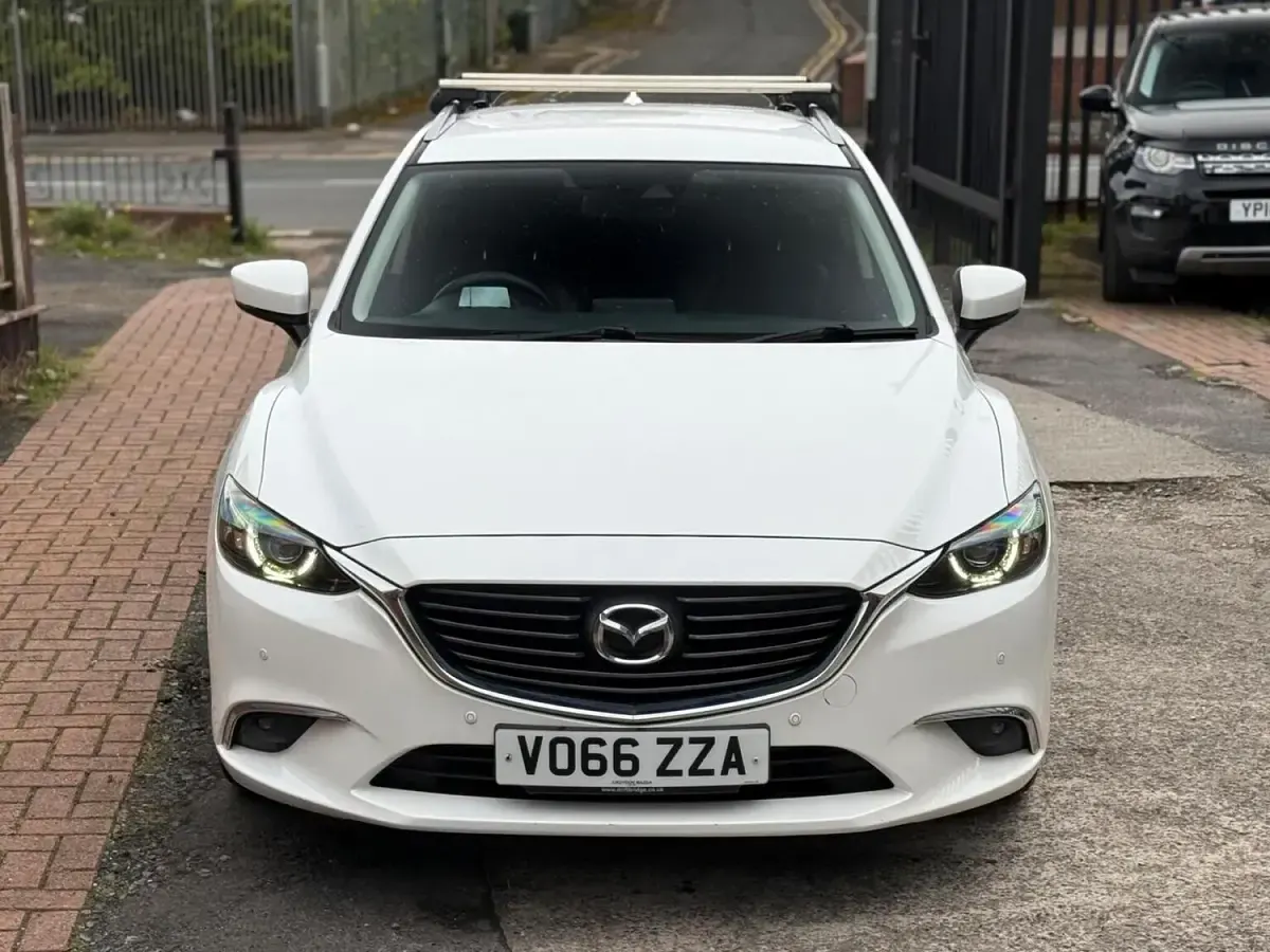 Used Mazda 6 Inclusive 175 HP (128 kW) 2016 White Estate