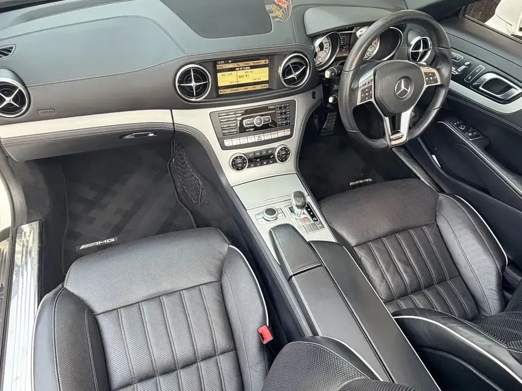 Used Mercedes SL500 2012 White Cabriolet