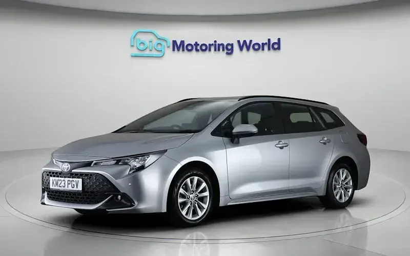 Used Toyota Corolla 140 HP (102 kW) 2026 Estate