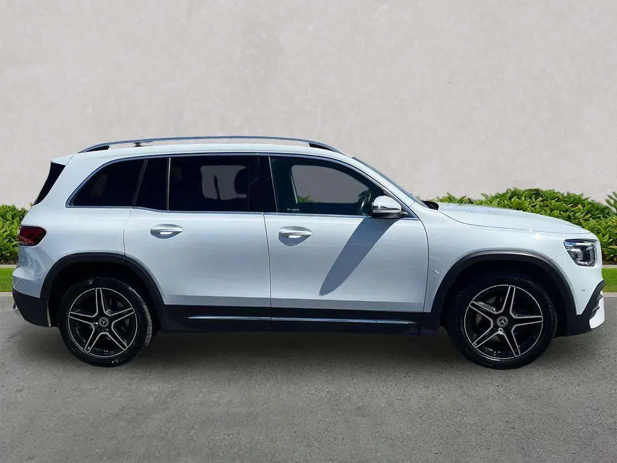 Used Mercedes GLB200 Executive 2023 White SUV