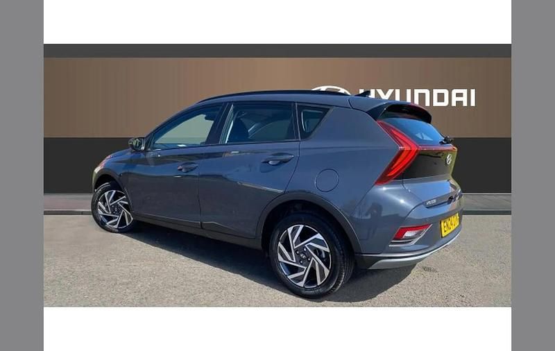 Begagnad Hyundai Bayon Advanced 100 HK (73 kW) 2024 Grå SUV