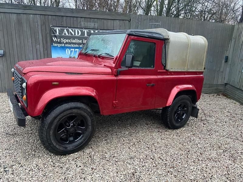 Usado Land Rover Defender 122 CV (89 kW) 2009 Rojo Pickup/Camioneta