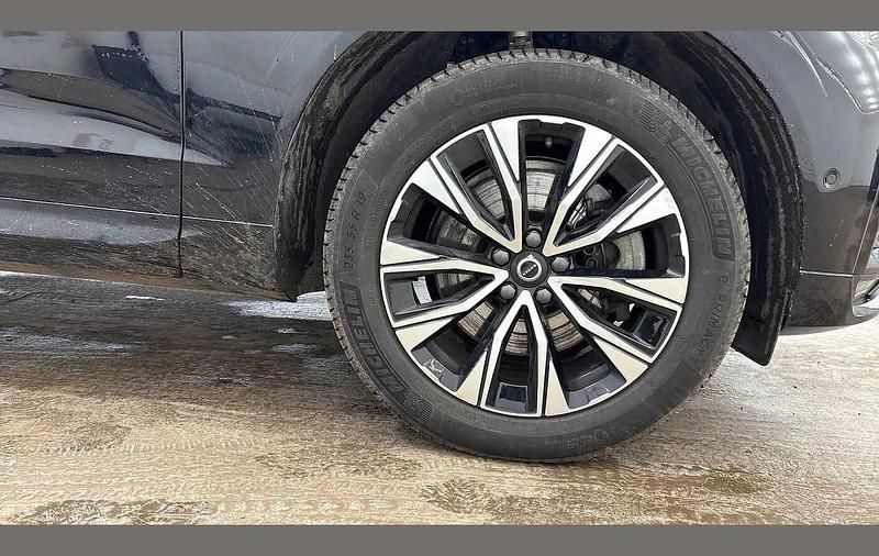 Usado Volvo XC60 Plus 247 HP (181 kW) 2025 Preto SUV