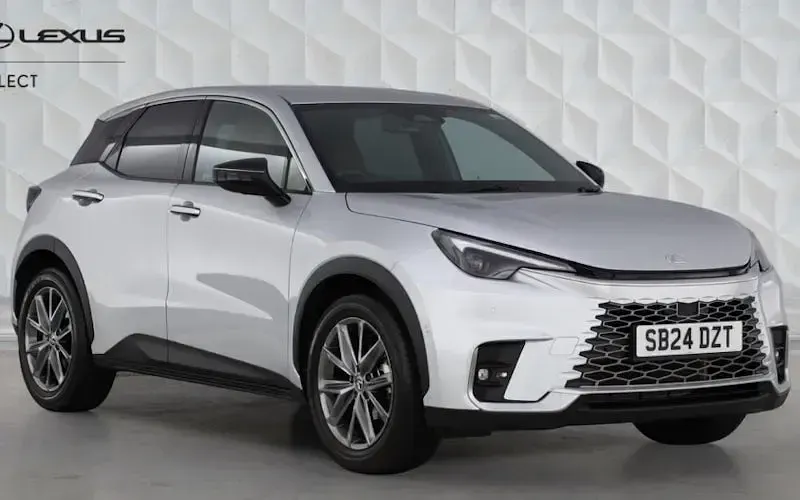 Used Lexus LBX 136 HP (100 kW) 2026 SUV