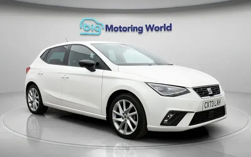 Used Seat Ibiza FR 80 HP (58 kW) 2023 White Hatchback