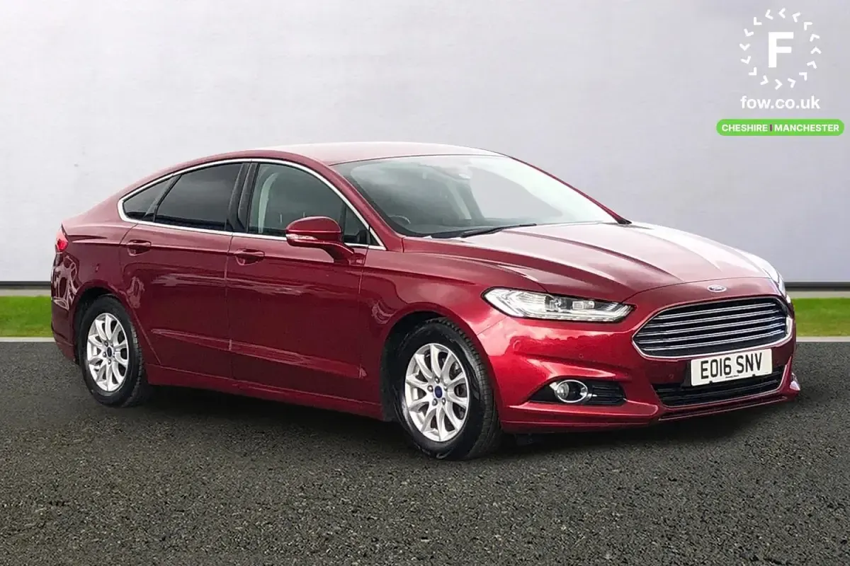 Used Ford Mondeo Titanium 120 HP (88 kW) 2016 Hatchback