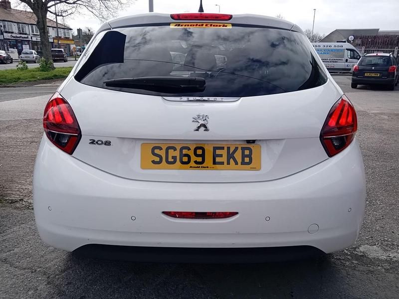 Usado Peugeot 208 S 82 HP (60 kW) 2019 Branco Citadino