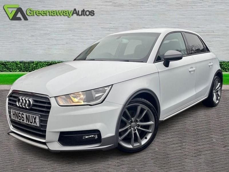 Used Audi A1 Sportback Sport 125 HP (91 kW) 2016 White Hatchback