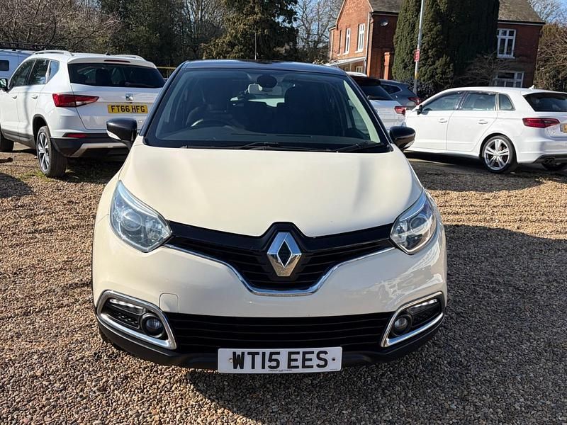 Used Renault Captur Dynamique 110 HP (80 kW) 2015 Cream SUV