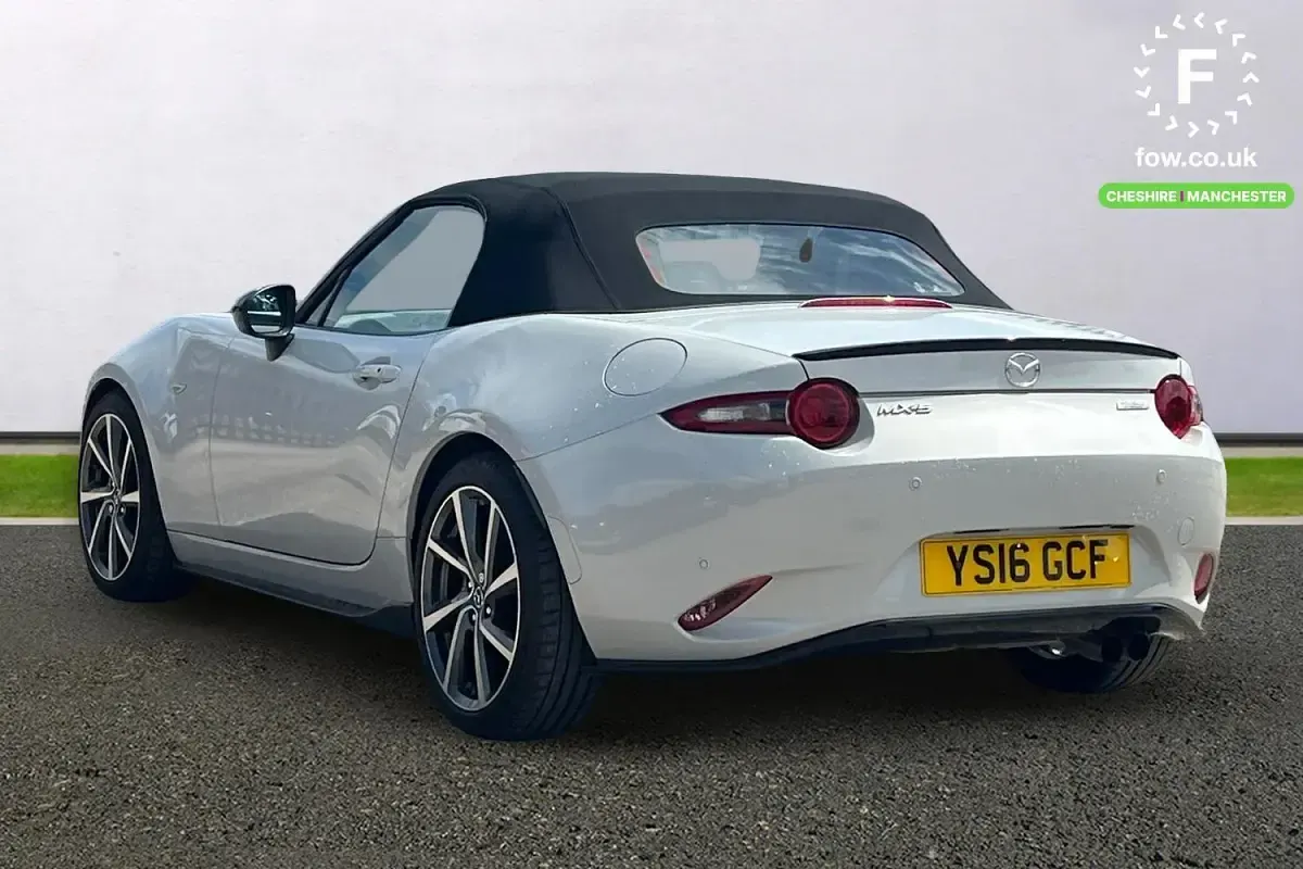 Used Mazda MX5 Edition 160 HP (117 kW) 2016 Silver Cabriolet