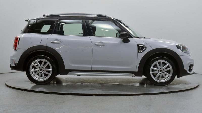 Used Mini Cooper S Countryman Sport 189 HP (139 kW) 2020 White SUV