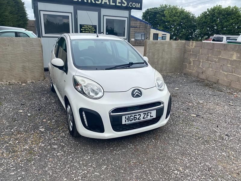 White Used 2013 Citroën C1 VTR Sport Hatchback | £2,195 (Fair price) - Image 1/4