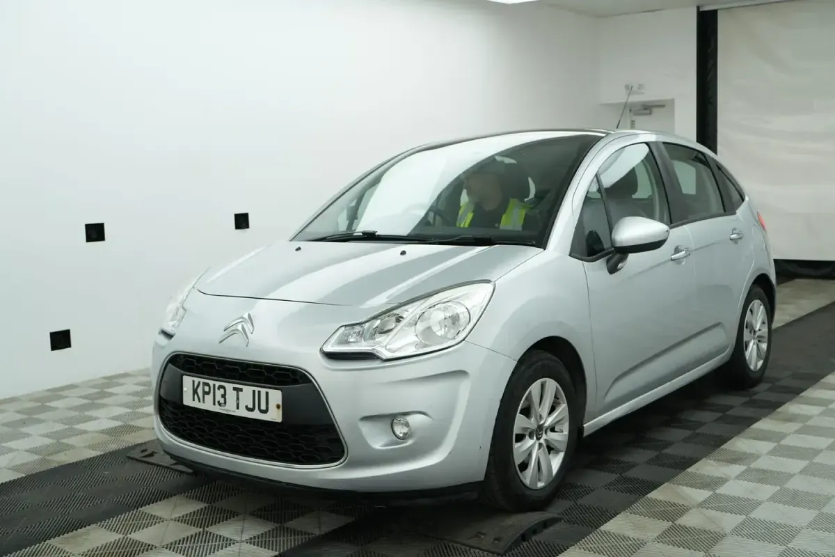 Used Citroën C3 VTR Sport 110 HP (80 kW) 2013 Silver Hatchback