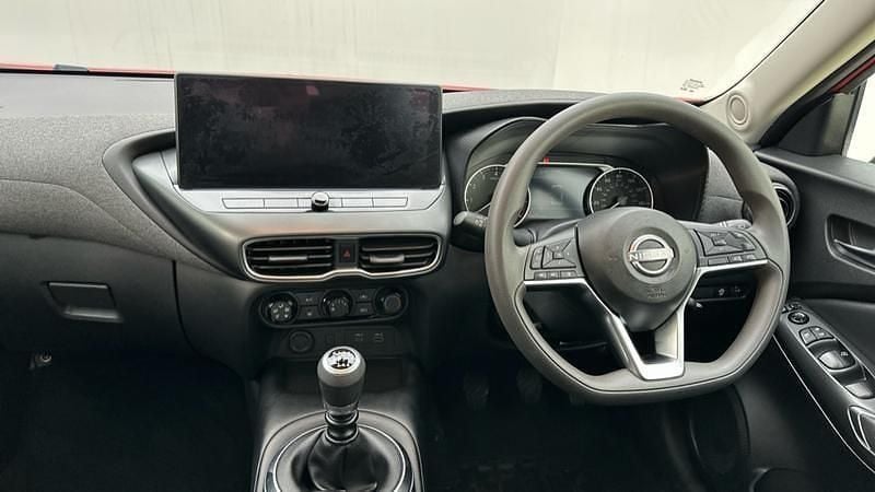 Used Nissan Juke Acenta Premium 114 HP (83 kW) 2025 Red SUV