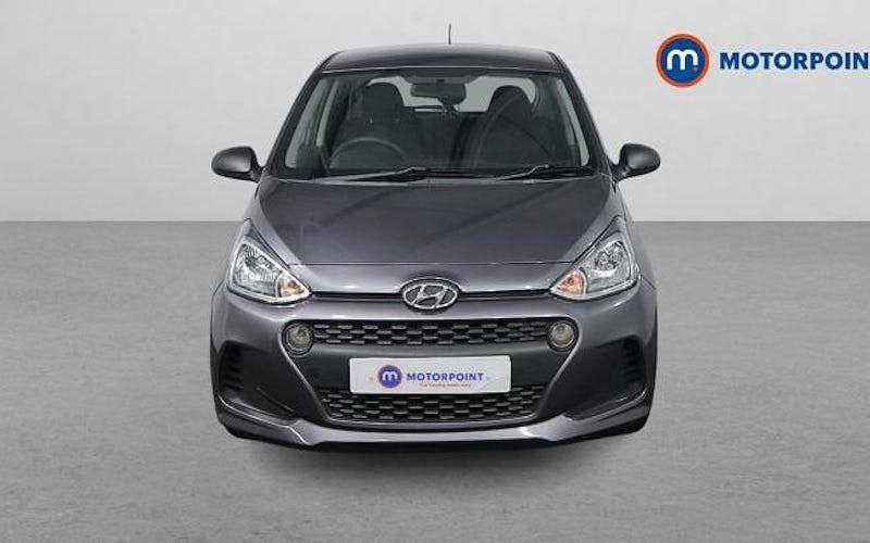Used Hyundai i10 67 HP (49 kW) 2020 Hatchback