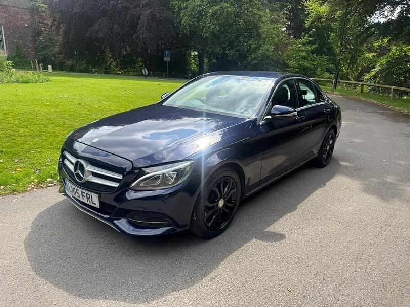 Used Mercedes C220 2015 Blue Sedan