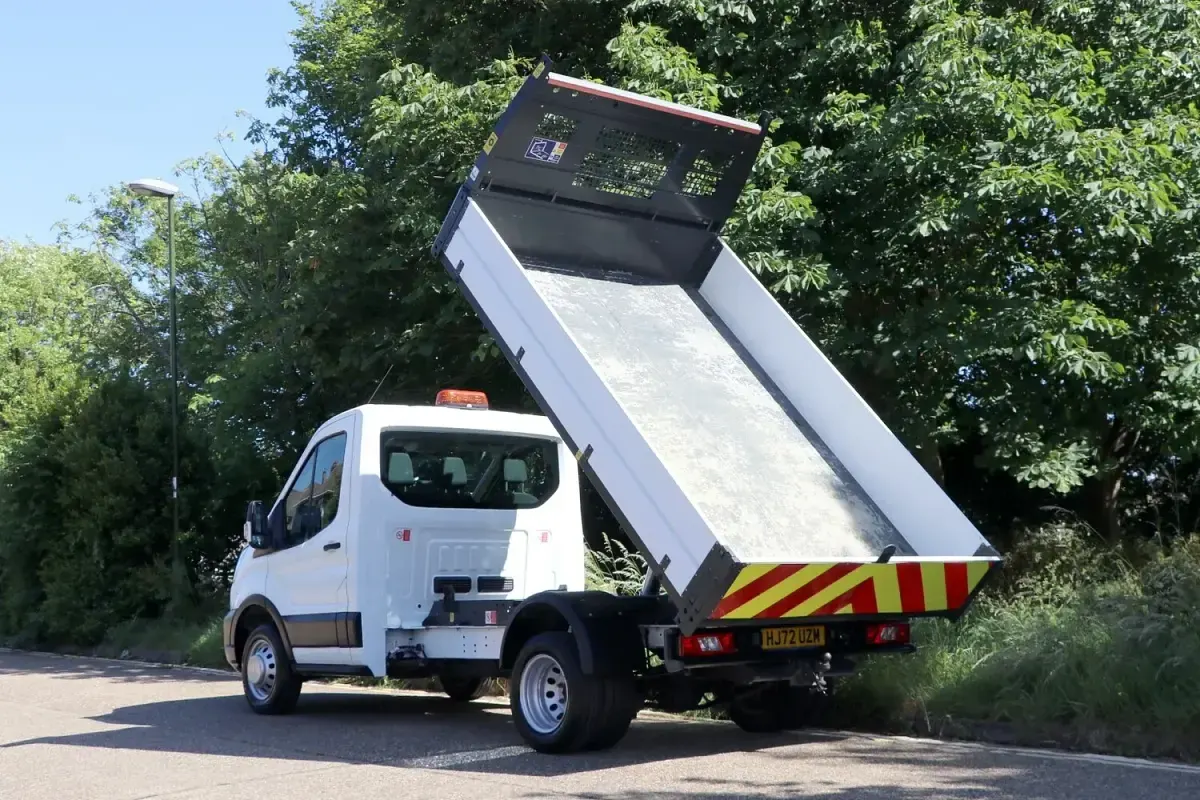 Used Ford Transit 130 HP (95 kW) 2022 White Cabriolet